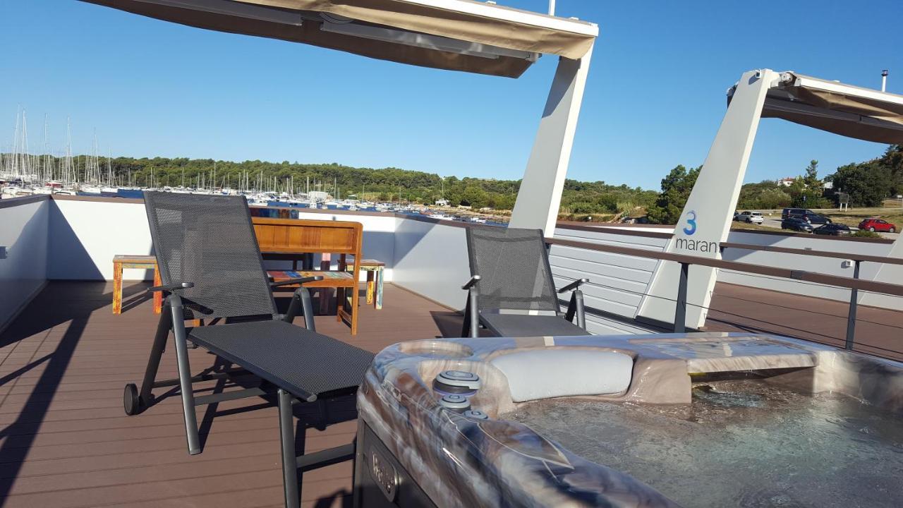Hotel House Boat - Floating House Sofia Pola Esterno foto