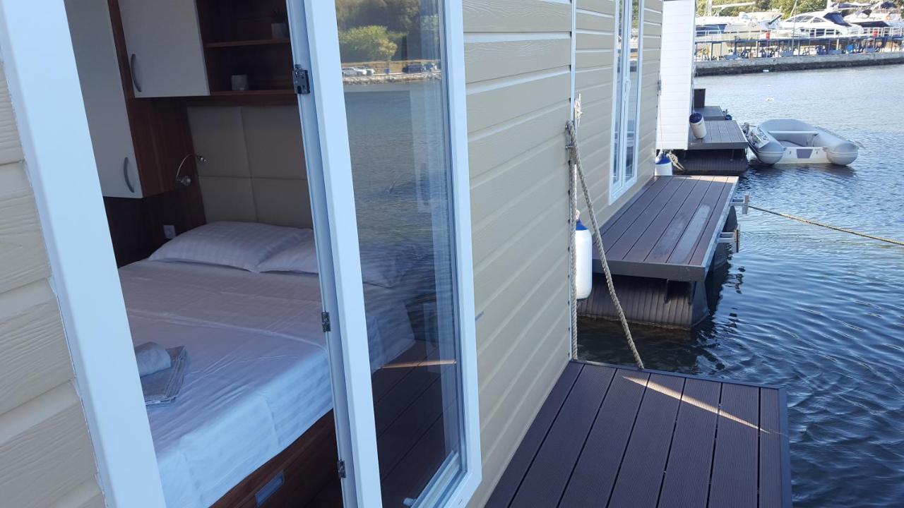 Hotel House Boat - Floating House Sofia Pola Esterno foto