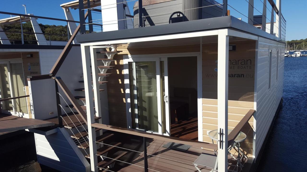 Hotel House Boat - Floating House Sofia Pola Esterno foto